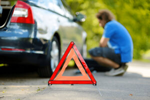 Riskiere nicht dein Leben! Die Rolle eines Pannendreiecks auf der Autobahnen